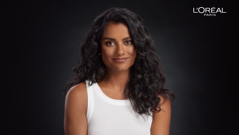 HD IMAGE Simone Ashley For Carousel And Banner